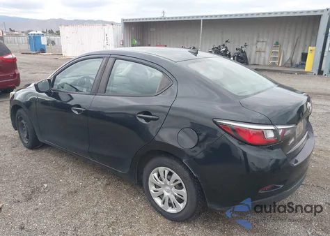 2019 Toyota Yaris L from USA, damaged, VIN 3MYDLBYVXKY510791